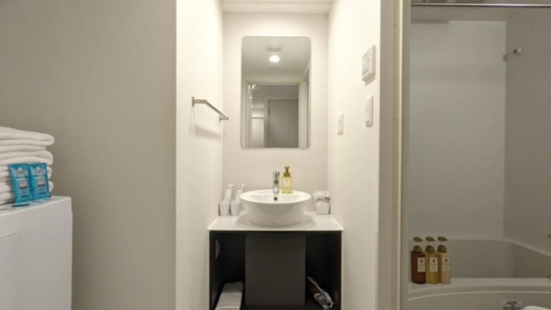 Eslead Hotel Osaka Tsuruhashi - Vacation Stay 77560V